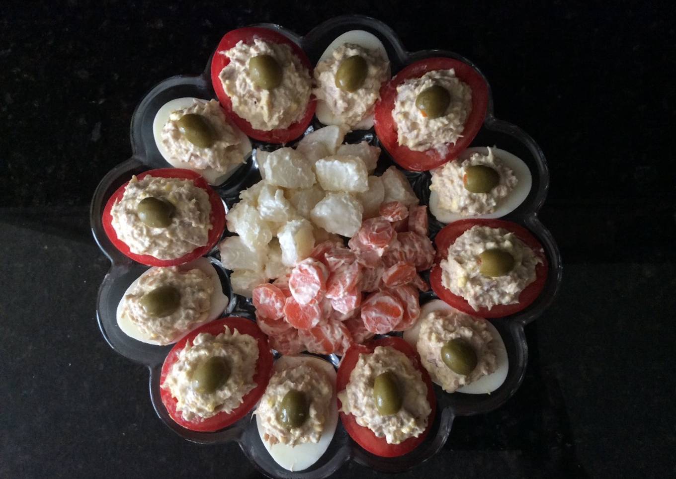 Canned tomatoes and scrambled eggs