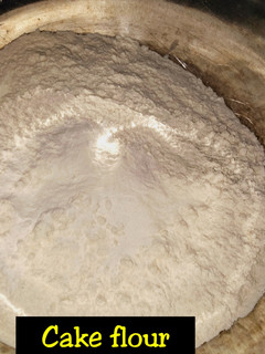 A picture of Cake flour(How to make).