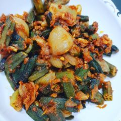 A picture of Ladyfinger(bhindi) do pyaaza.