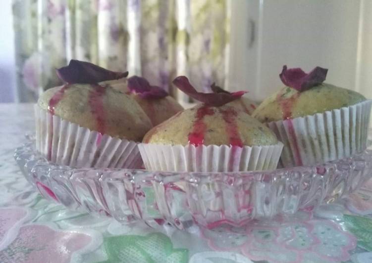Pure rose cup cakes