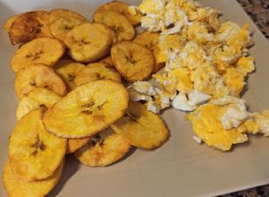 Foto principal de Chips de plátano macho maduro (tajadas)