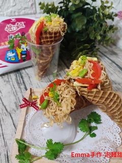 泡麵甜筒 的食譜成品照片