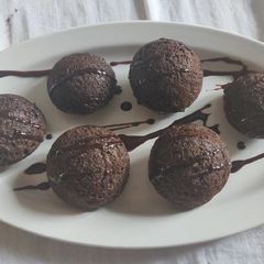 A picture of Brownie Bites.