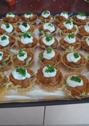 A picture of Taco tarts.