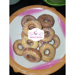 A picture of Cinnamon Doughnut.