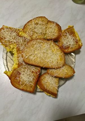 Sütőben sült bundás kenyér recept fotója