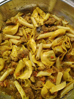 Una foto de Guiso de cerdo con tortelloni
