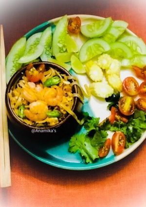A picture of Spicy Achari Pad Thai with Shrimps & Eggs : An Indo-Thai Fusion Dish.