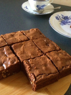 Foto di Brownie con noci caramellate
