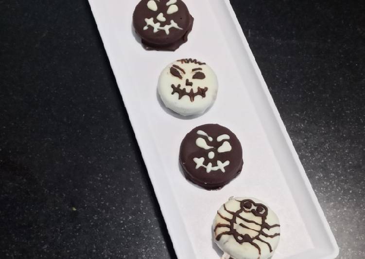 Simple Way to Prepare Quick Oreo biscuit cookie chocolates(Halloween)