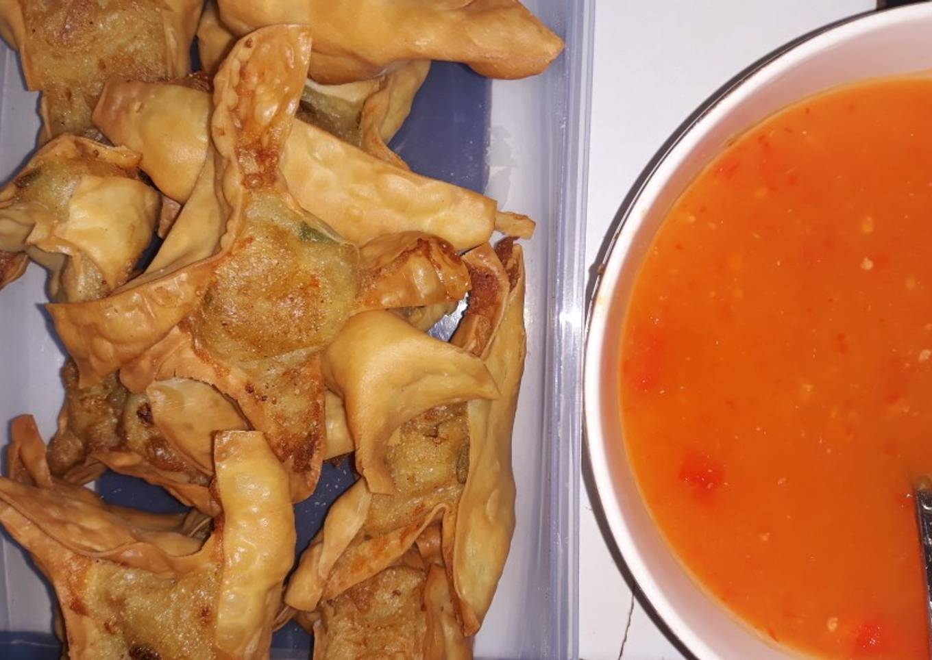 Pangsit isian goreng tanpa ikan