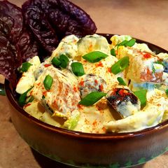 A picture of Mike's Old Fashion Potato Egg Salad.