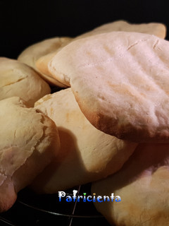 Una foto de Pan pita en robot de cocina Trending Cooking