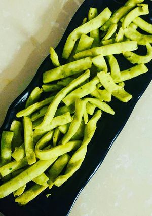 पालक नमकपारे (Palak namakpare recipe in hindi) रेसिपी मुख्य फोटो