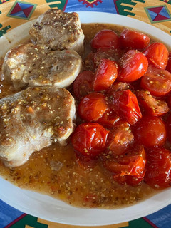 Une photo de 😜 Filet mignon à la moutarde et aux tomates