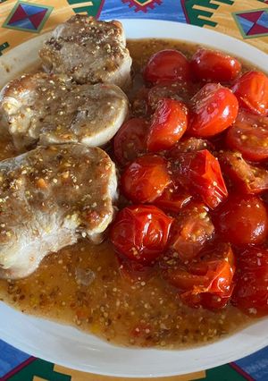 Une photo de 😜 Filet mignon à la moutarde et aux tomates