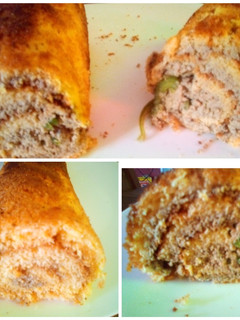 Una foto de Pionono agridulce relleno de atún y morrón