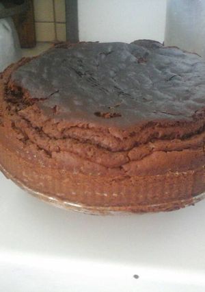 Una foto de Torta húmeda de chocolate sin huevo