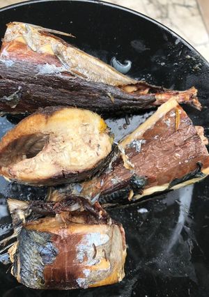 A picture of Fried fish.