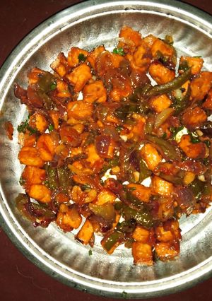A picture of Chilli paneer.