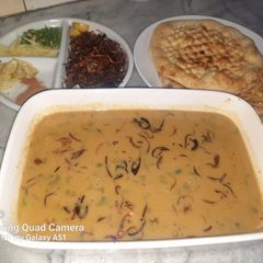 A picture of Haleem.