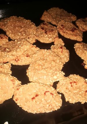 Una foto de Masitas de avena, manzanas, almendras y miel