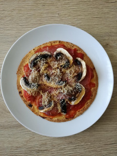 Una foto de Pizza rápida sin gluten a mi manera