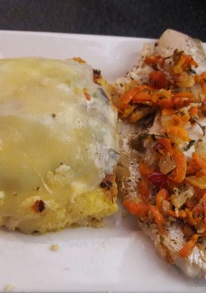 Una foto de Pescado con vegetales (en bifera de essen)