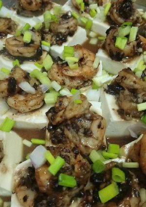 A picture of Toufu steam shrimp.