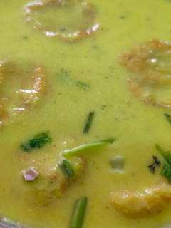 வடை மோர் குழம்பு (Vadai Mor Kulambu Recipe in Tamil) செய்முறை முக்கிய புகைப்படம்