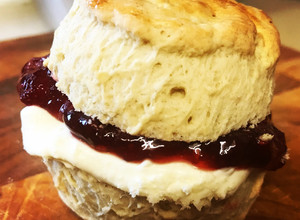 A picture of Classic Sweet Scones.