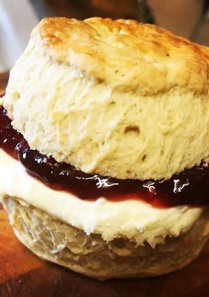 A picture of Classic Sweet Scones.