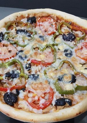 صورة لوصفة بيتزا بعجينة السبع دقايق 🍕🍕