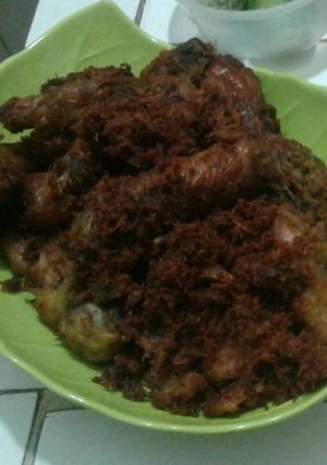 Foto resep Ayam Goreng Srundeng Laos