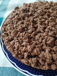 Foto di Sbriciolata al cioccolato e pere con confettura di pere e cacao