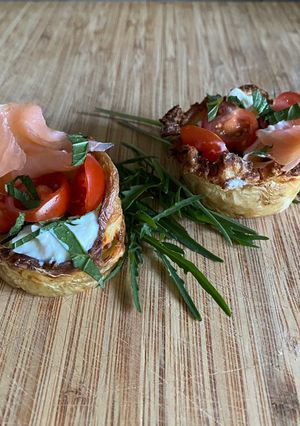 A picture of 'Tato Pots with Sinodun Hill, Soused Tomatoes and Smoked Salmon.