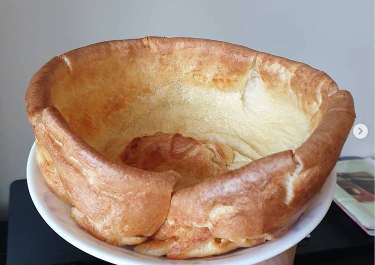 Simple Way to Make Homemade Giant Yorkshire Pudding