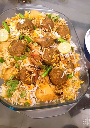 A picture of Kofta biryani.