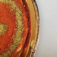 A picture of Kunafa turkish sweet.