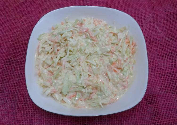 Easy Way to Prepare Perfect Coleslaw Salad
