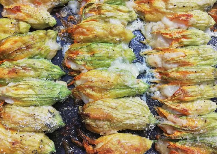 Recipe of Award-winning Fiori di zucchina ripieni