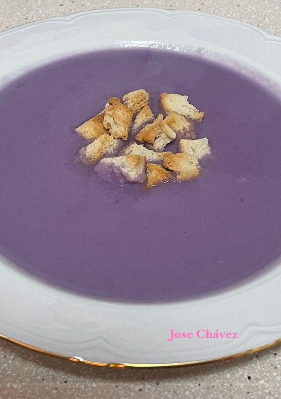 Una foto de Crema de Lombarda