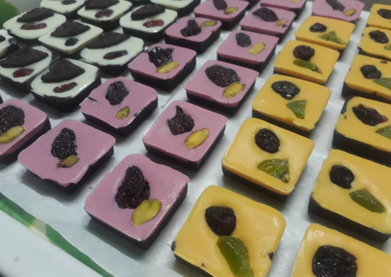 Nuts and berries chocolates