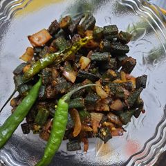 A picture of Bhindi ki sabzi.