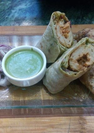 A picture of Soya chaap roll.