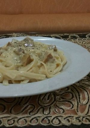 Foto resep Simple Fettucine Carbonara with beef and black pepper