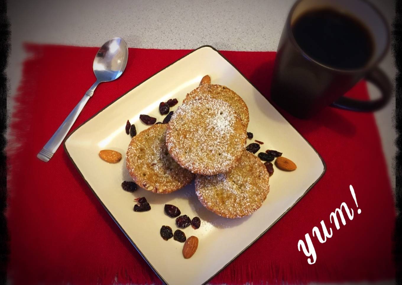 Panqués de plátano con avena y almendras