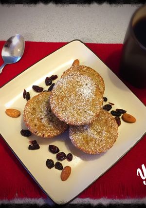 Una foto de Panqués de plátano con avena y almendras