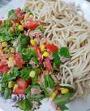 Tallarines con ensalada de atún