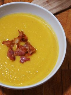 Una foto de Crema de calabaza al curry (Thermomix)